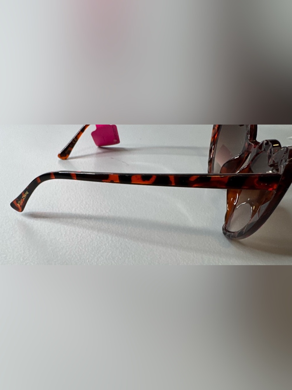 Betsey Johnson Tortoiseshell faceted cat eye Heart-Shaped Sunglasses - Brown - Picture 6 of 7